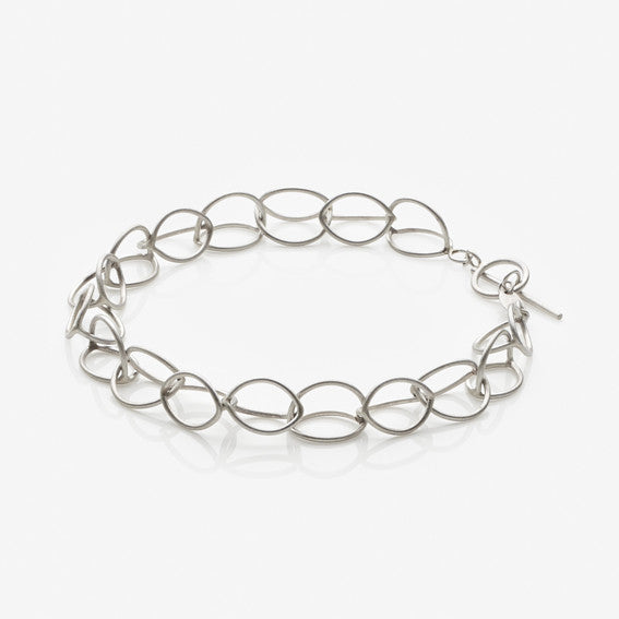 SARAH STRAUSSBERG Ivana Bangle Fine シルバー SARAH STRAUSSBERG Ivana Bangle Fine シルバー